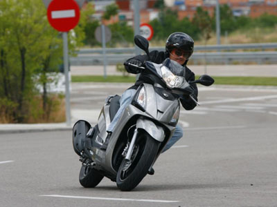 Έπεσαν και άλλο οι τιμές στις μοτοσικλέτες Kymco